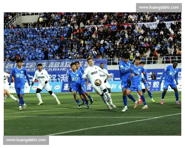 蒙超四强战外援云集，呼和浩特草根足球迎巅峰对决