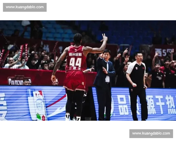 浙江功勋主帅 被推荐 加盟同曦！休赛期三队换帅震动 CBA