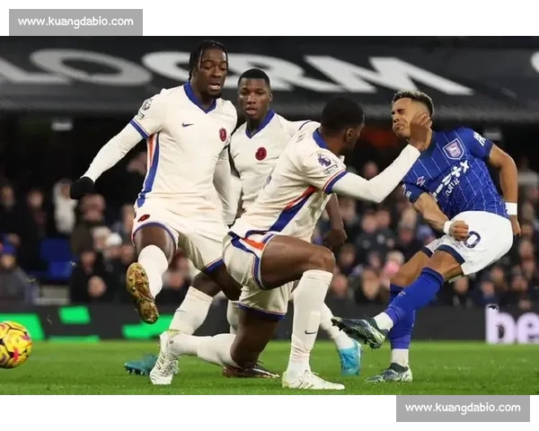 纽卡 5000 万镑求购佩德罗遭拒 切尔西利物浦加入 6000 万镑争夺战