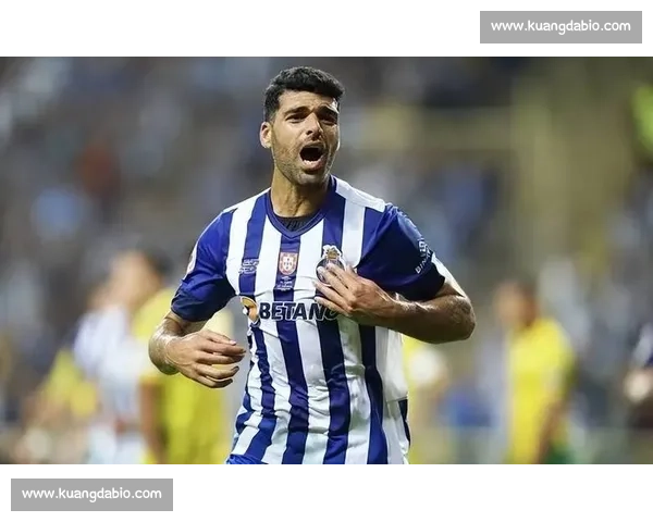 约维奇自由身加盟蓝十字进入倒计时 墨西哥联赛迎锋线新势力 约维奇自由身加盟蓝十字进入倒计时 墨西哥联赛迎锋线新势力