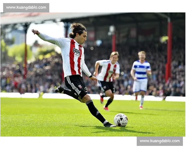 西汉姆 1100 万英镑报价博让！埃弗顿、布伦特福德加入争夺战